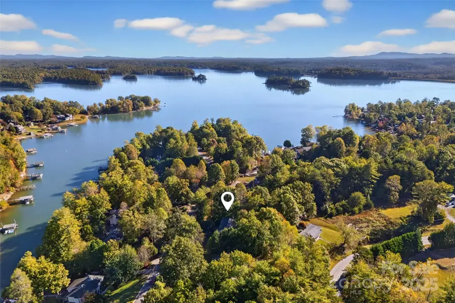 2691 Laurel Pointe Drive, Linville, NC 28761 - Image #3