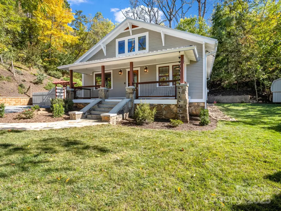 26 Governors View Road, Asheville, NC 28805 - Image #3