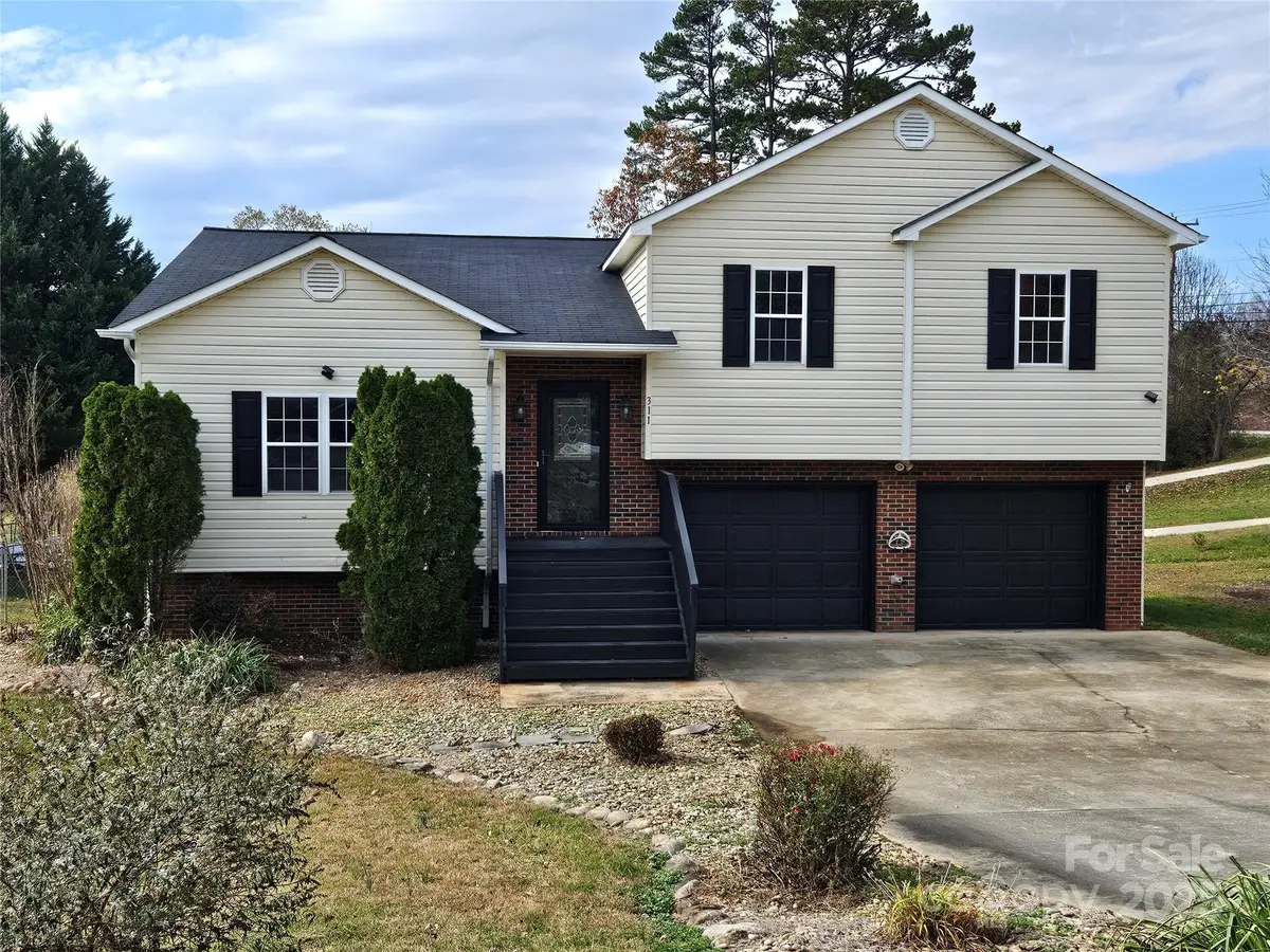 311 N Meadow Drive, Morganton, NC 28655 - Image #1