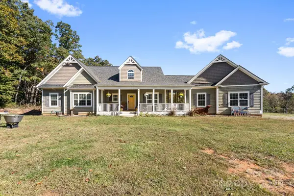 306 Mountain View Road, Statesville, NC 28625