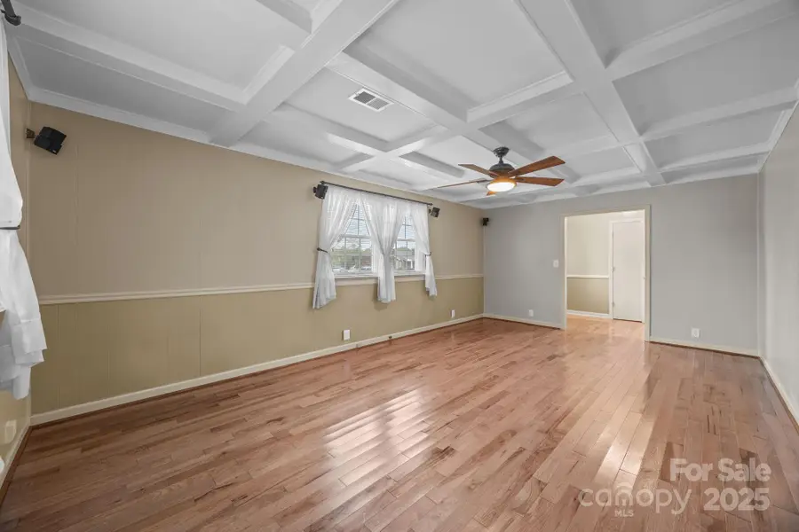 207 Highland Avenue Sw, Concord, NC 28027 - Image #2