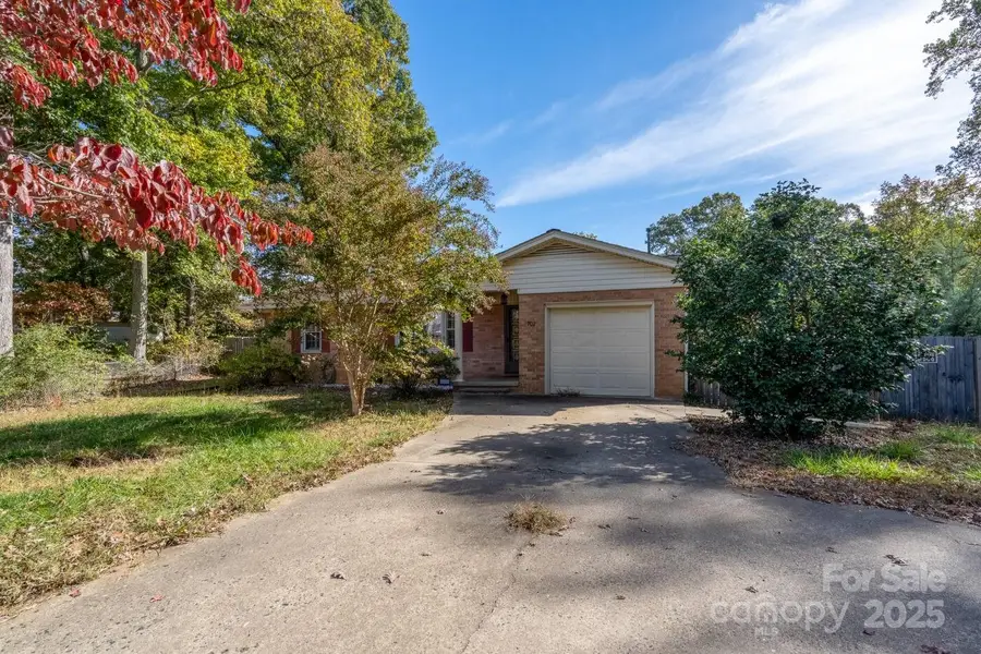 702 Rhodes Avenue, Kings Mountain, NC 28086 - Image #2