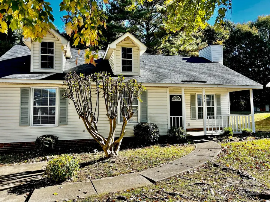 1225 Eagles Landing Drive, Charlotte, NC 28214 - Image #2