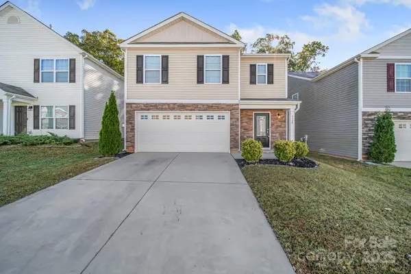 3120 Green Apple Drive, Dallas, NC 28034
