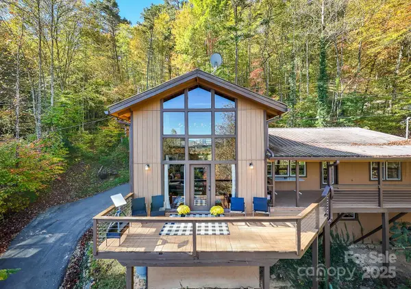 393 Everet Jenkins Road, Robbinsville, NC 28771