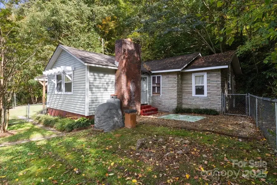 14840 Us 25/70 Highway, Marshall, NC 28753 - Image #3