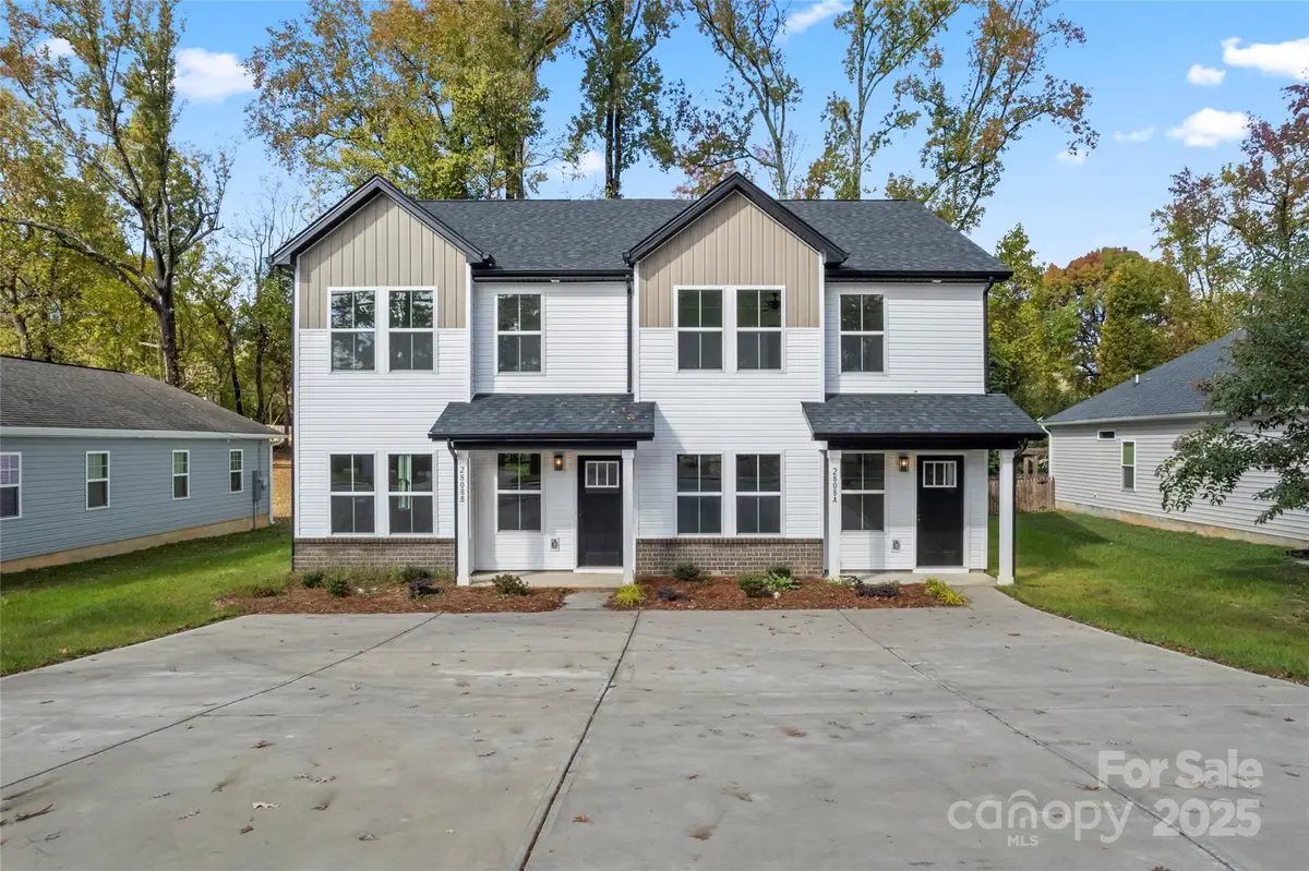 2808 Old Steele Creek Road, Charlotte, NC 28208 - Image #1