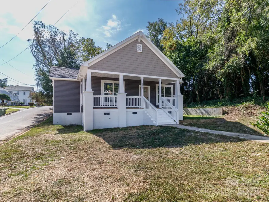 307 E Arch Street, Lancaster, SC 29720 - Image #2