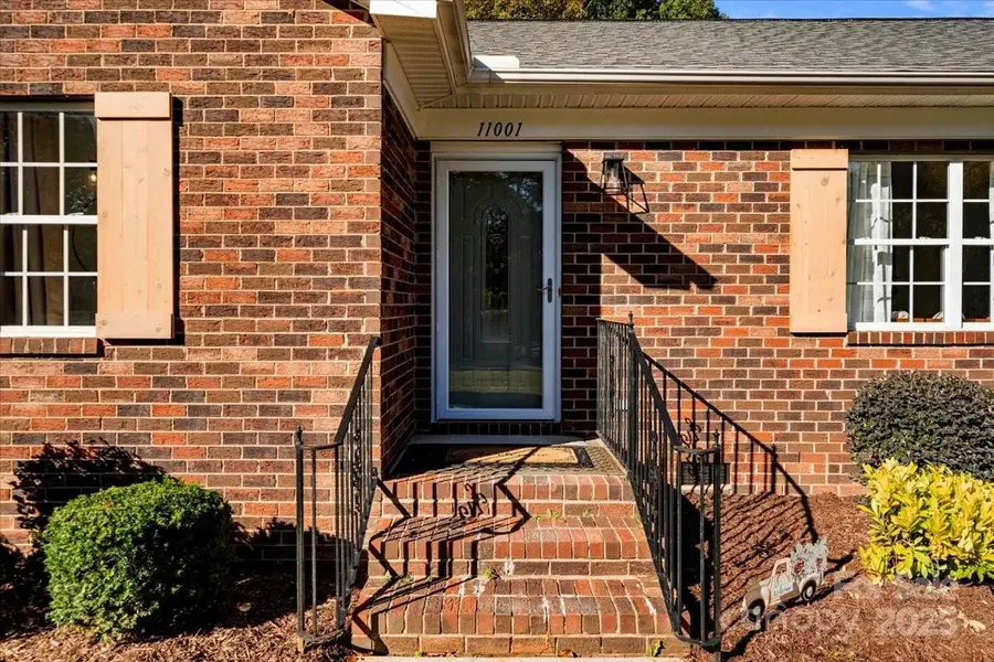 11001 S Hampton Drive, Mint Hill, NC 28227 - Image #3