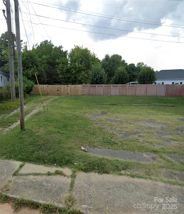 1505 S Marietta Street, Gastonia, NC 28054