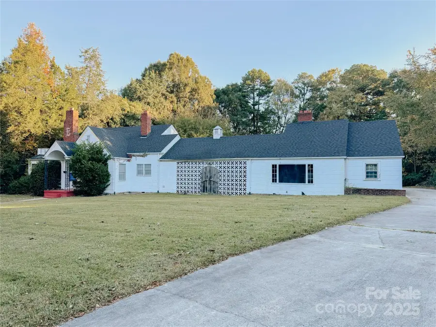 722 Wilmar Street Nw, Concord, NC 28025 - Image #2