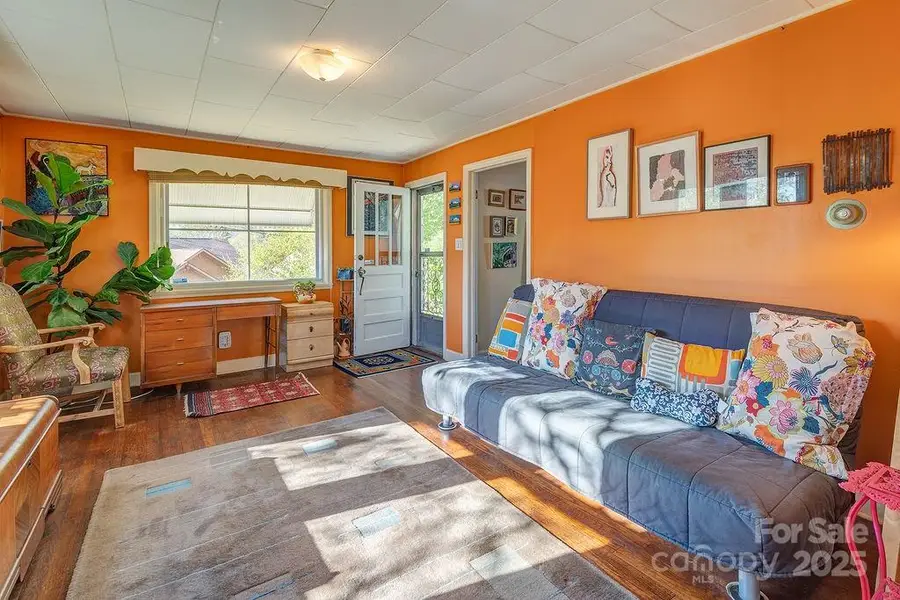 32 Merion Drive, Asheville, NC 28806 - Image #3