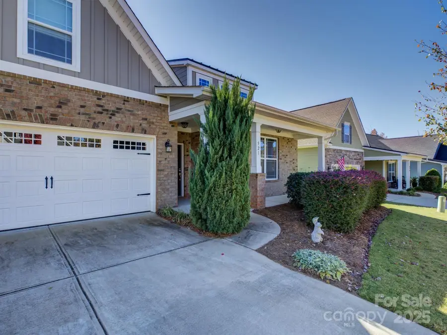 521 Trillium Way, Belmont, NC 28012 - Image #2