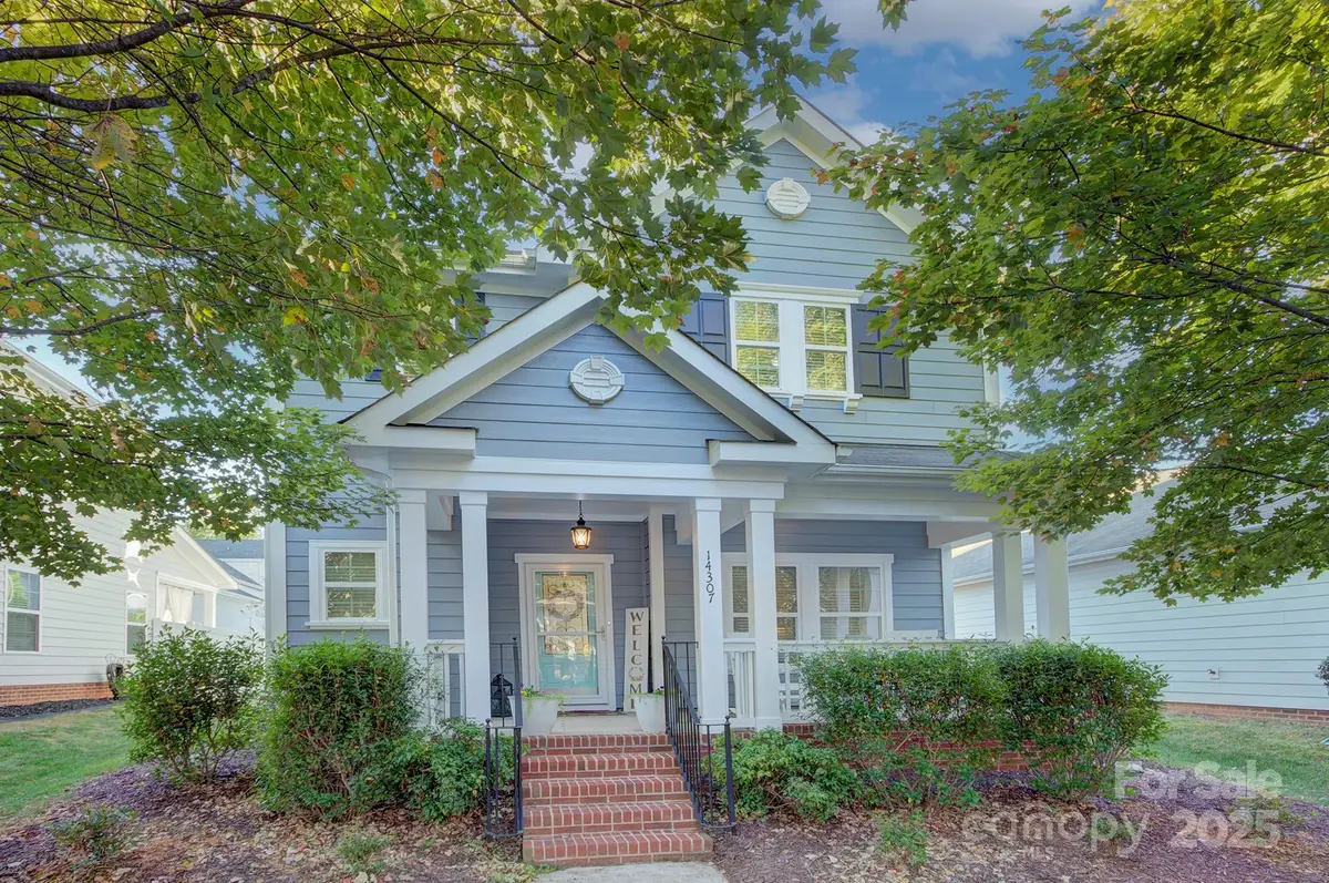 14307 Holly Springs Drive, Huntersville, NC 28078 - Image #1