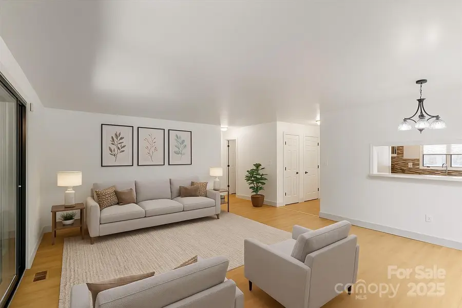 141 Cedar Forest Trail, Asheville, NC 28803 - Image #2