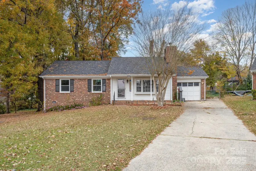 8503 Beechbrooke Road, Charlotte, NC 28227 - Image #2