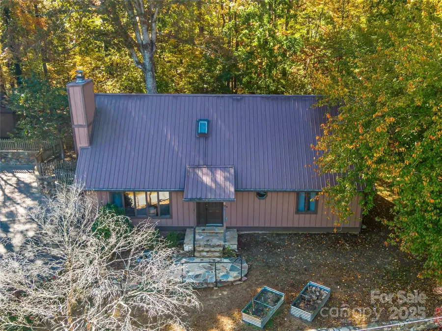 1326 Valmont Drive, Hendersonville, NC 28791 - Image #2