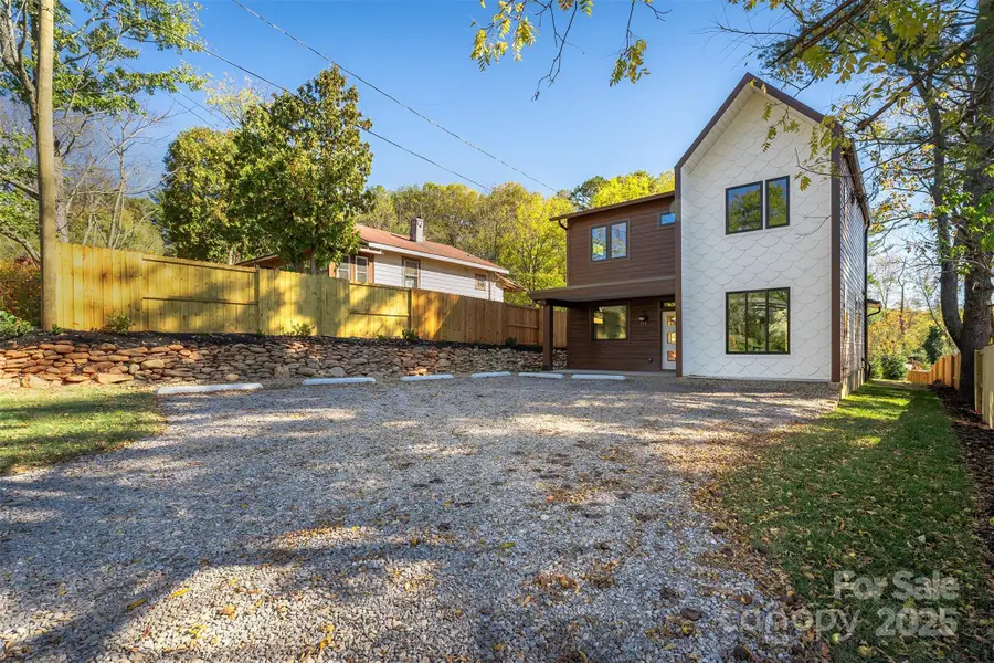119 N Bear Creek Road, Asheville, NC 28806 - Image #3