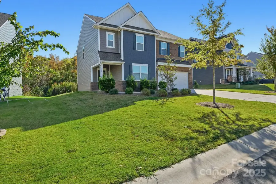 124 Tackle Box Drive, Troutman, NC 28166 - Image #2