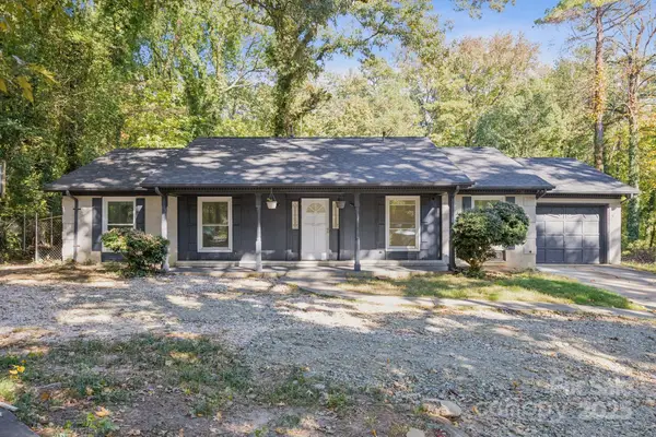 5500/5434 Milhaven Lane, Charlotte, NC 28269