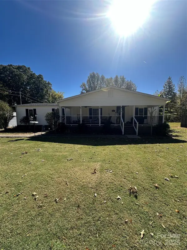 4136 Puetts Chapel Road, Dallas, NC 28034