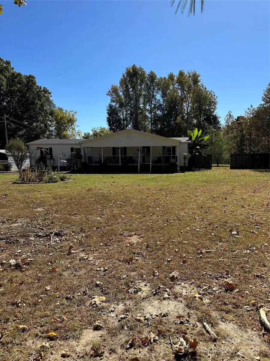 4136 Puetts Chapel Road, Dallas, NC 28034 - Image #2