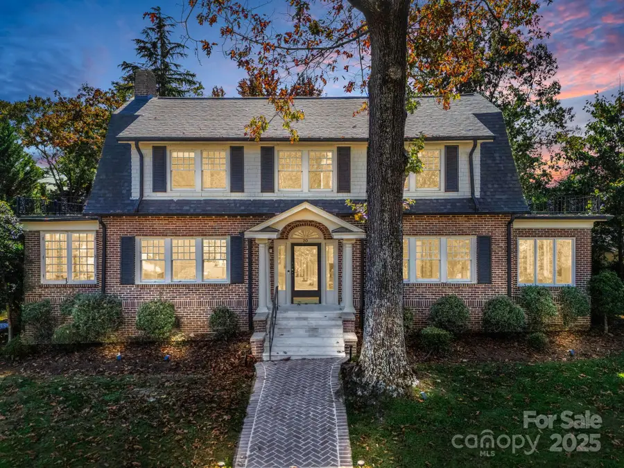 20 6th Avenue Ne, Hickory, NC 28601 - Image #2