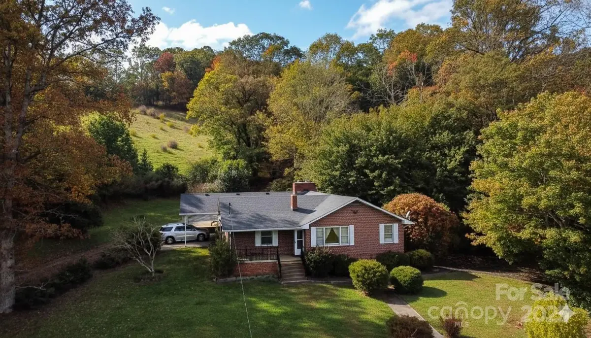 214 Old Dale Road, Spruce Pine, NC 28777 - Image #1