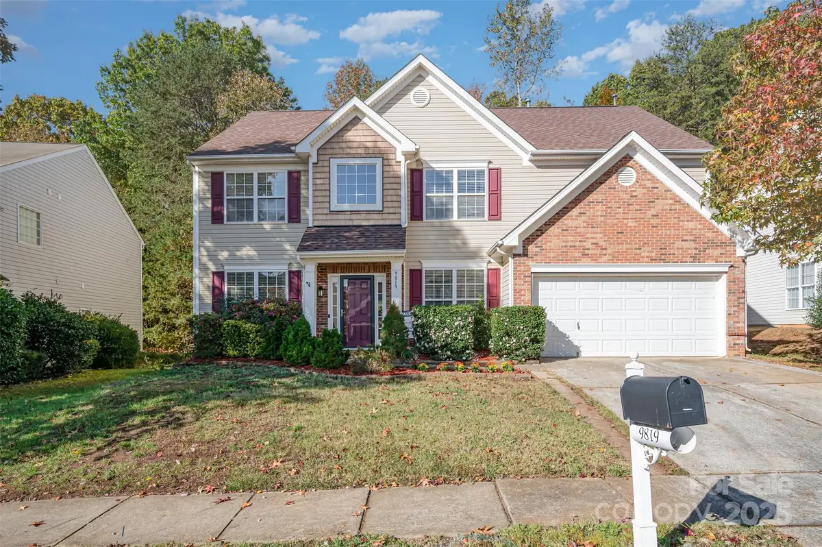 9819 Jeanette Circle, Charlotte, NC 28213 - Image #1