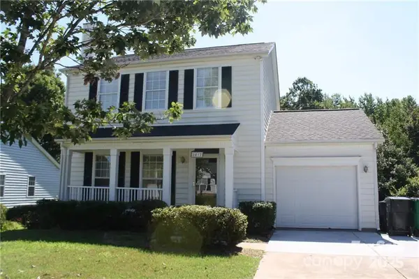 8412 Bristol Ford Place, Charlotte, NC 28215