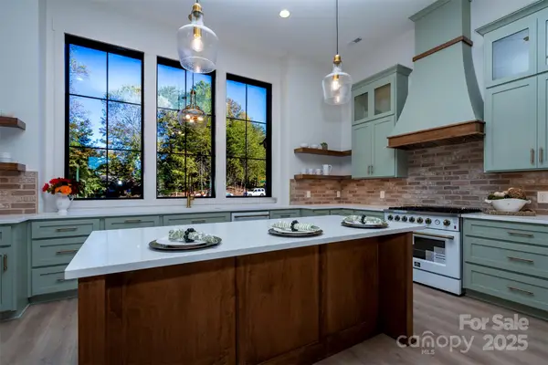 260 Broken Arrow Drive, Statesville, NC 28677