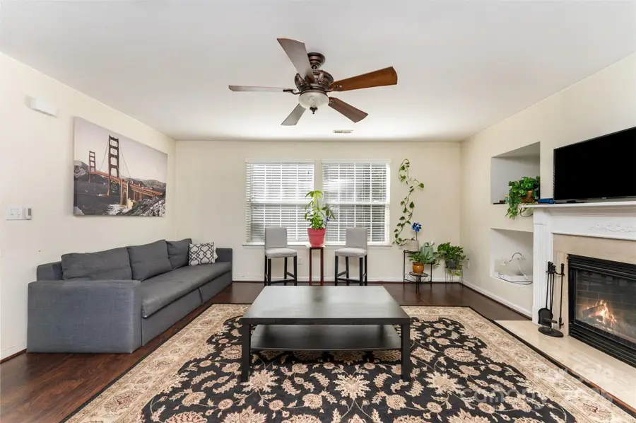 8022 Bristle Lane, Charlotte, NC 28214 - Image #3