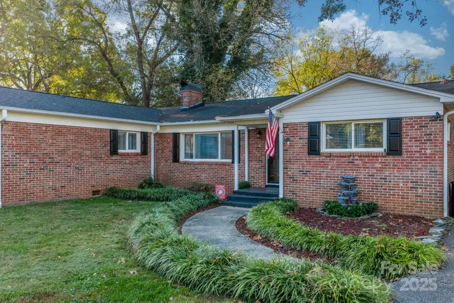 807 15th Street Nw, Conover, NC 28613 - Image #3