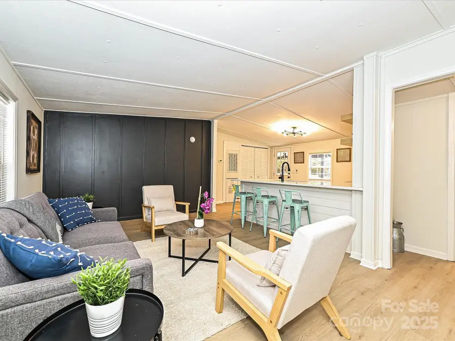 3318 Loop Road, Lincolnton, NC 28092 - Image #3