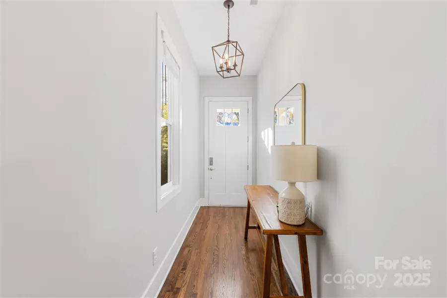 5207 Valley Stream Road, Charlotte, NC 28209 - Image #3