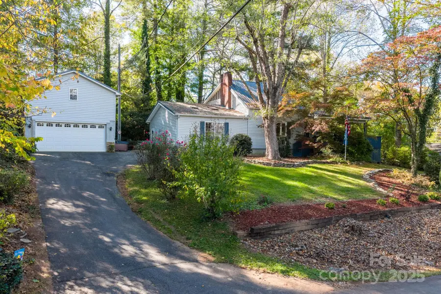 820 Peacehaven Place Nw, Lenoir, NC 28645 - Image #3