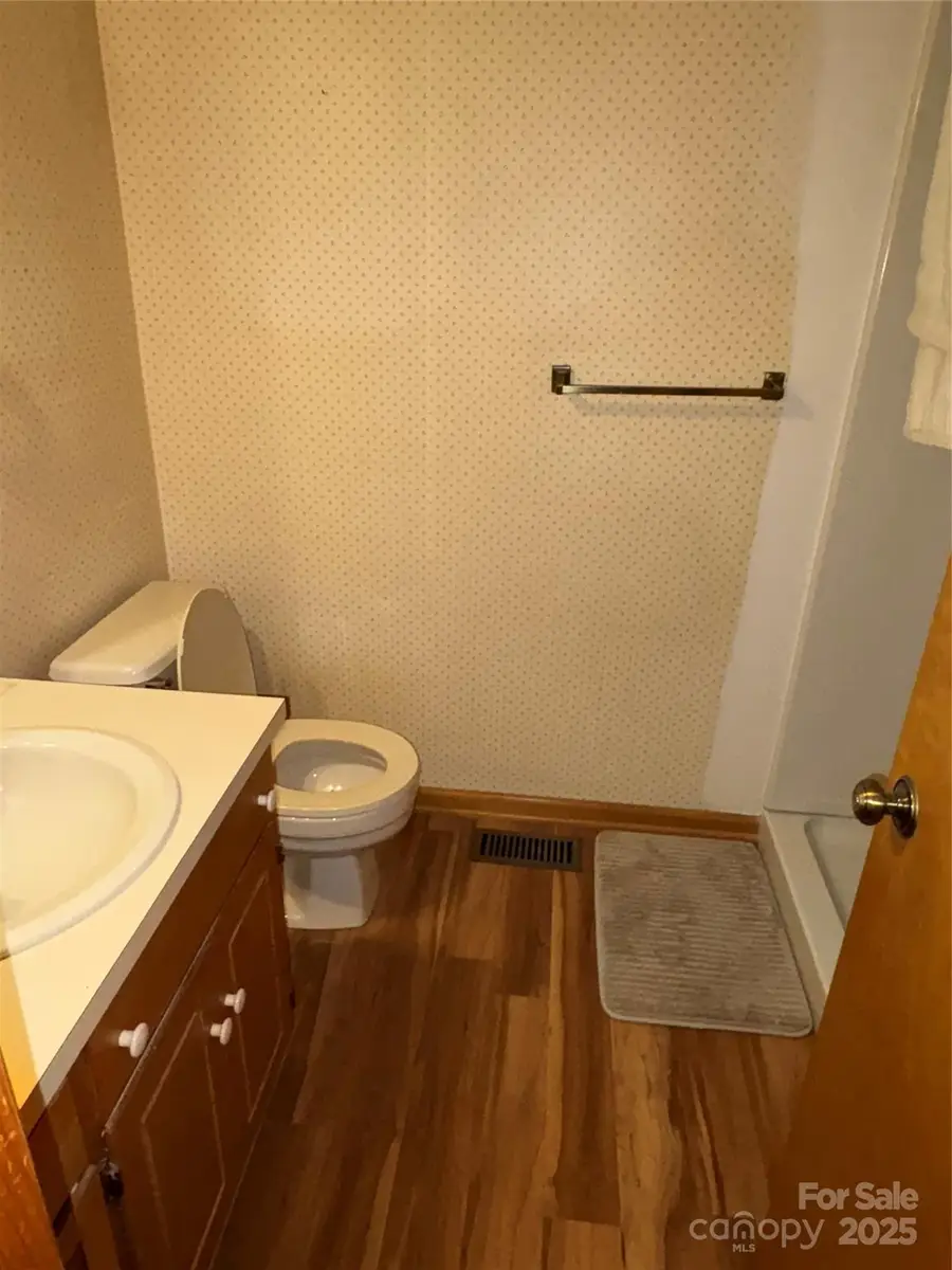 5424 Beam Lake Drive, Charlotte, NC 28216 - Image #3