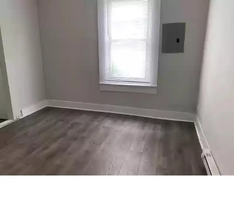 2501 Dundeen Street, Charlotte, NC 28216 - Image #3