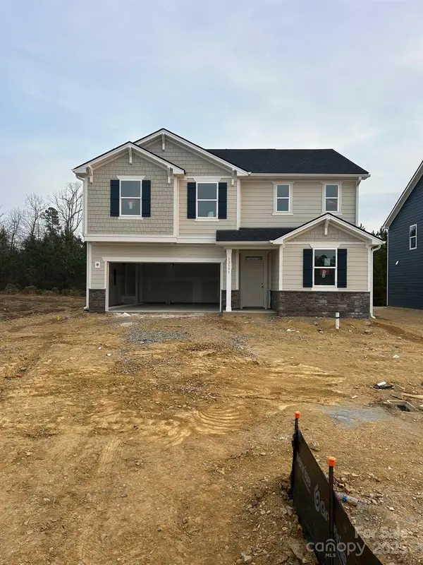 12555 Forager Place, Midland, NC 28107