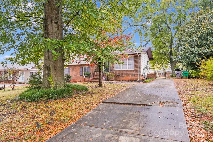 831 White Plains Road, Charlotte, NC 28213 - Image #2