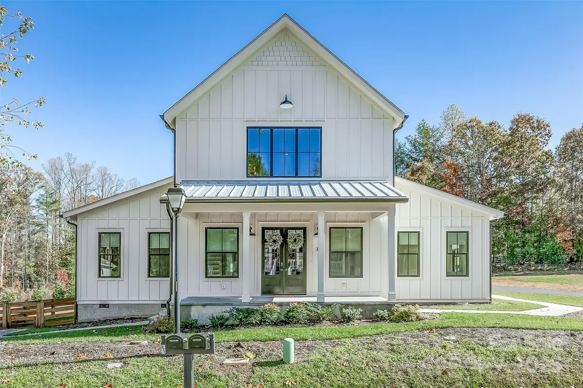 386 Lindsey Farm Drive, Flat Rock, NC 28731 - #1