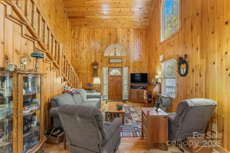 6151 Hemlock Lane, Newland, NC 28657 - Image #2