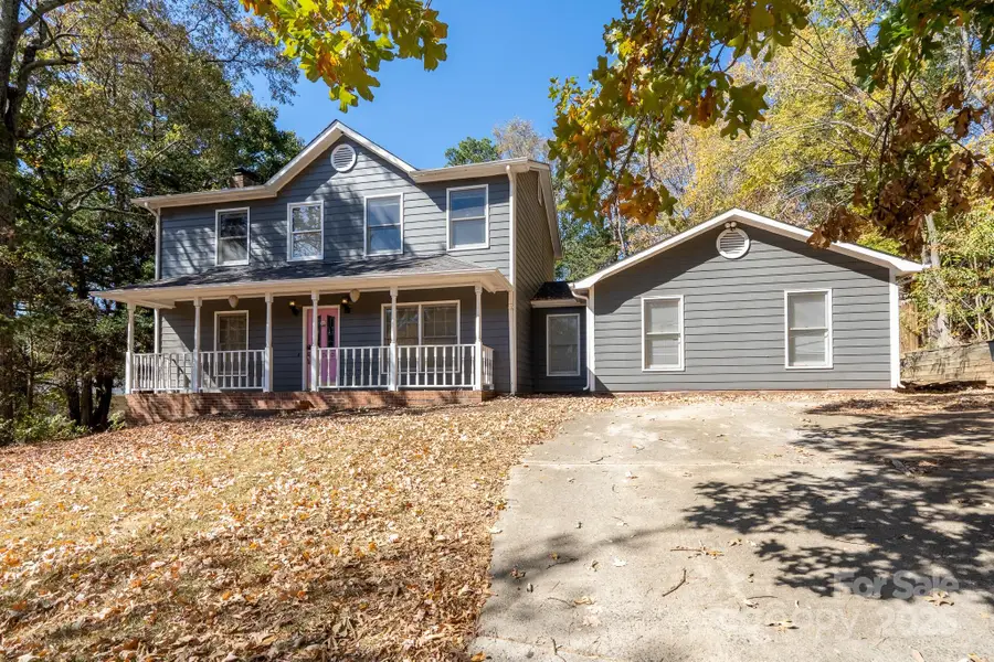 2407 Wildburne Court, Charlotte, NC 28262 - Image #2