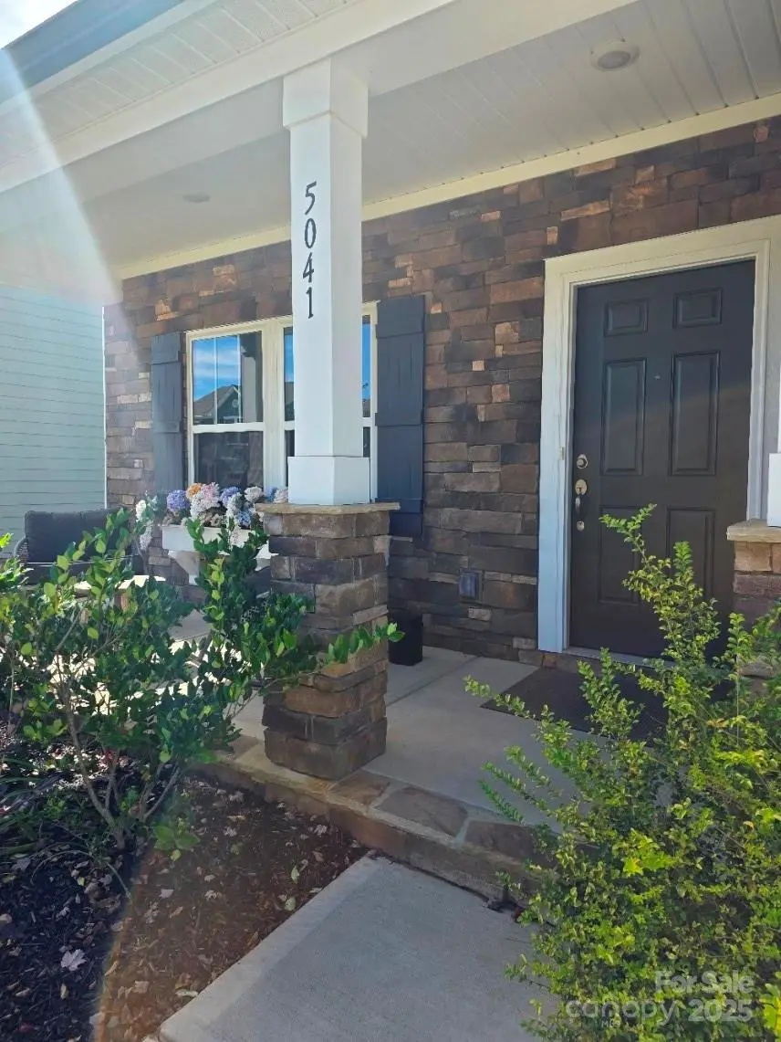 5041 Mooreland Oaks Way, Mount Holly, NC 28120 - Image #3