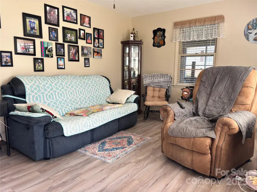 1954 Villa Drive, Newton, NC 28658 - Image #3