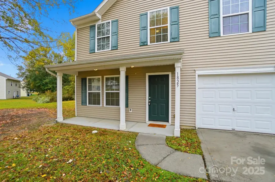 1825 Remick Court, Charlotte, NC 28214 - Image #2