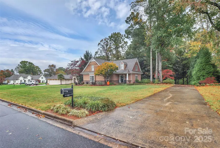 911 Weymouth Drive, Gastonia, NC 28056 - Image #2