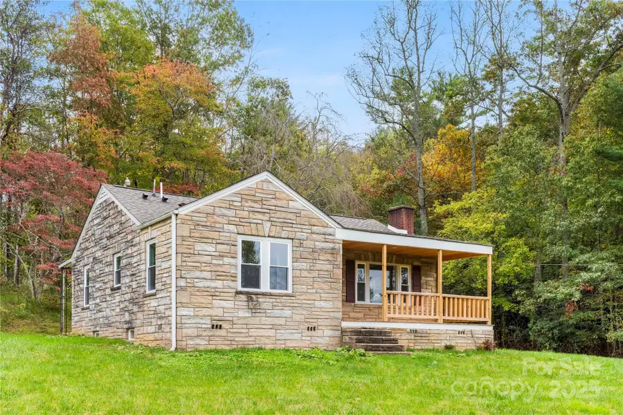 421 Hazel Brook Road, Marshall, NC 28753 - Image #2