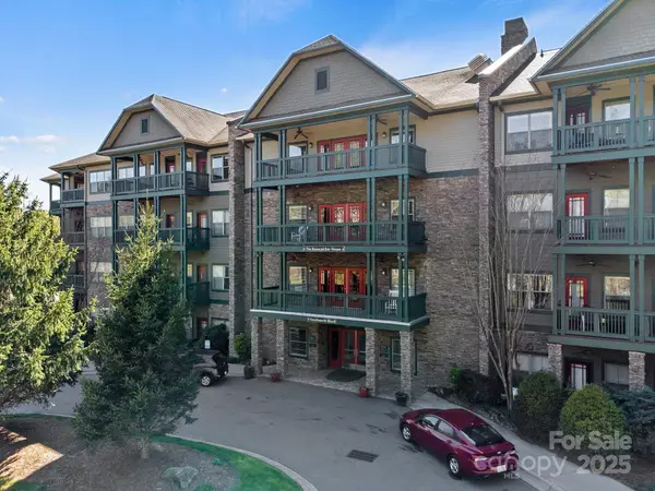 9 Kenilworth Knoll #207, Asheville, NC 28805