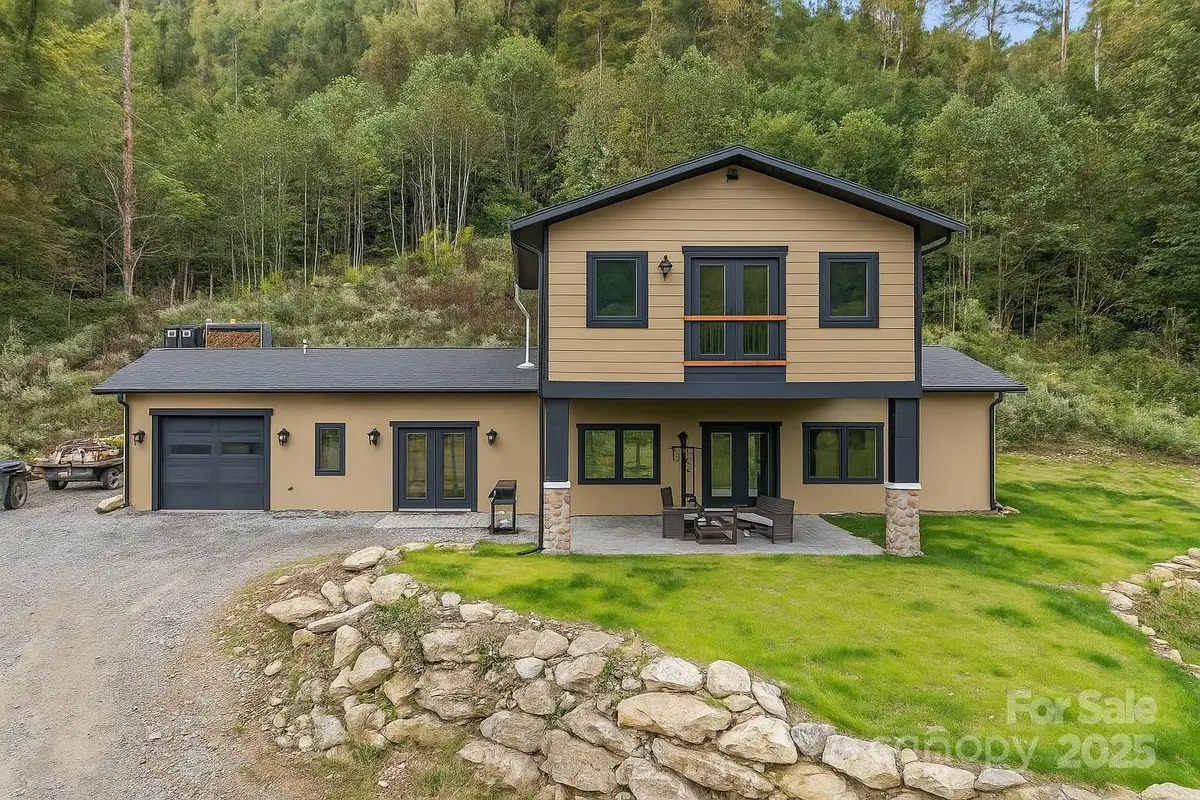 945 Roaring Fork Road, Hot Springs, NC 28743 - Image #1